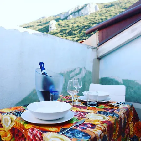 Mansarda Ivy 菲纳莱利古雷